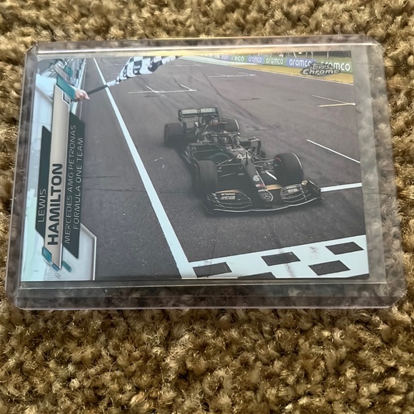 2020 Topps Chrome Lewis Hamilton RC - Picture 1 of 2